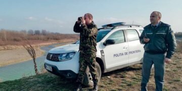 Doi ucraineni prinși la frontieră cu o sumă colosală