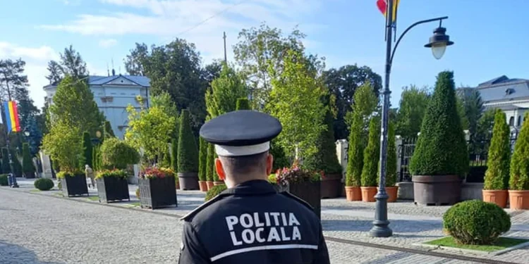 Mii de polițiști locali vor fi concediați
