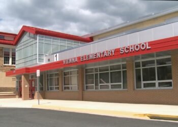 Limba germană, în pericol în școlile primare din Viena: „Nepotul meu învață araba ca să se poată juca cu colegii”