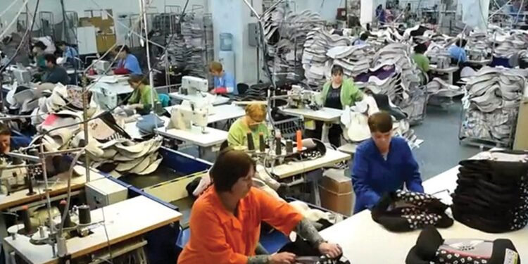 Sute de concedieri anunță o fabrică din România