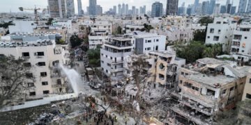 Chinezii, sfătuiți să plece din Israel