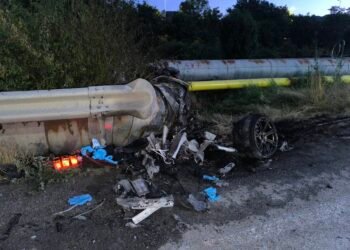 Tineri carbonizați după o urmărire în viteză cu poliția