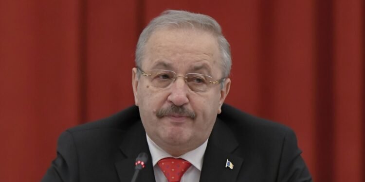 Propunere neașteptată pentru șefia SIE