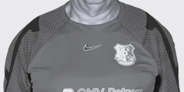 A fost campion al României cu Universitatea Craiova!