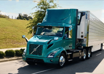 Volvo a vândut 5.000 de camioane electrice grele