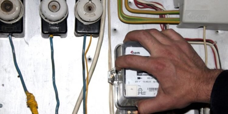 Val de furturi de energie și gaze în România: Peste 660 de cazuri descoperite în primele șase luni ale anului