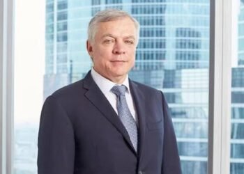 Încă un director rus moare „căzând de la fereastră”