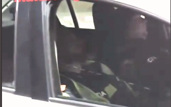 Polițiști gorjeni, surprinși dormind în autospecială