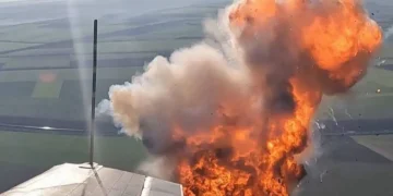 Ucraina lovește Moscova cu valuri de drone: haos pe patru aeroporturi și atacuri în lanț asupra infrastructurii rusești