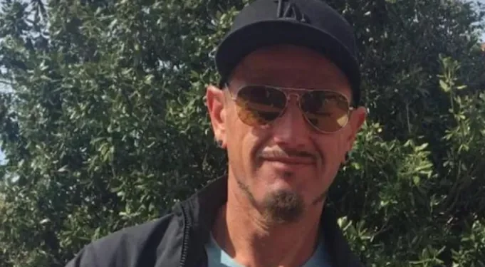 Un regizor acuzat de două crime a primit credite fiscale pentru un film inexistent. Demisie la vârf!