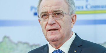 Luxul din spatele monopolului: Șeful Transgaz are o armată de secretare, consilieri și șoferi