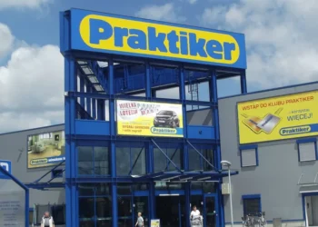 Frații Pavăl duc Dedeman în Grecia: au cumpărat lanțul Praktiker Hellas într-o tranzacție de până la 130 milioane euro