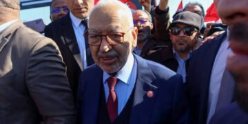 Tunisia: Lideri ai opoziției, condamnați la zeci de ani de închisoare. Ghannouchi primește 14 ani, critici dure la adresa președintelui Saied