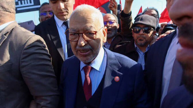 Tunisia: Lideri ai opoziției, condamnați la zeci de ani de închisoare. Ghannouchi primește 14 ani, critici dure la adresa președintelui Saied