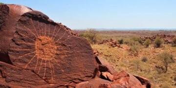 Aborigenii australieni obțin protecția UNESCO pentru situl Murujuga, amenințat de industria minieră
