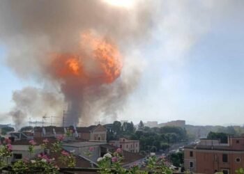 O benzinărie a explodat la Roma