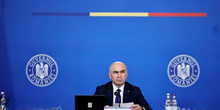 Ilie Bolojan scoate canapelele din guvern