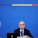 Ilie Bolojan scoate canapelele din guvern