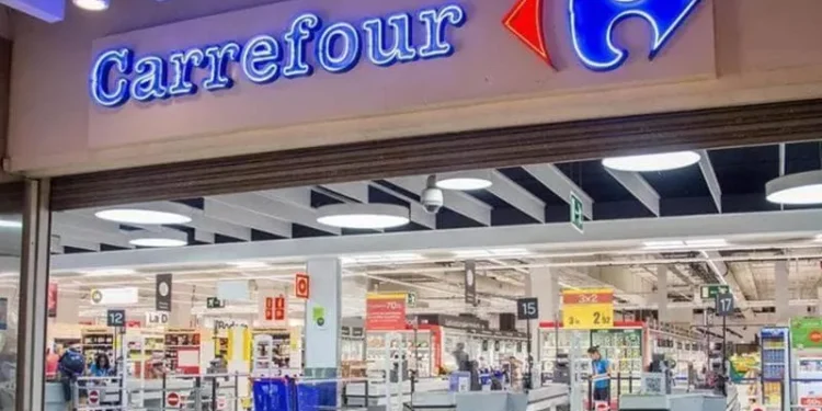 Carrefour a vândut 1.200 de magazine