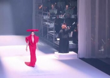 Chanel a marcat 110 ani de creații haute couture, la săptămâna modei de la Paris