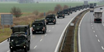 Comisar UE: „Tancurile NATO s-ar putea bloca în tuneluri și poduri în caz de invazie rusă”