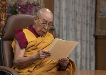 Dalai Lama se ceartă cu China, pe propria reîncarnare