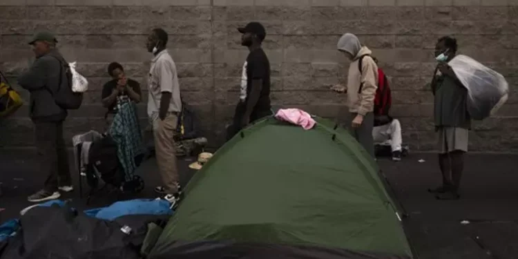 Trump propune internarea forțată a persoanelor fără adăpost cu probleme mintale și dependențe