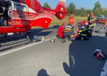 Accident grav pe DN66, un bărbat preluat de elicopterul SMURD