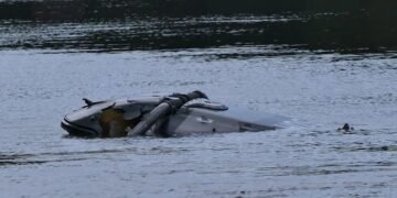 Elicopter militar german prăbușit într-un râu lângă Grimma. Soarta echipajului, încă necunoscută