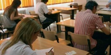 Gorj: Profesori anchetați pentru fraudă, un fost director a fugit din centru, poliția a intervenit după apelul unui inspector