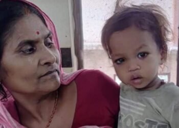 India: Un copil de un an a ucis o cobră mușcând-o – un incident șocant care a uimit opinia publică