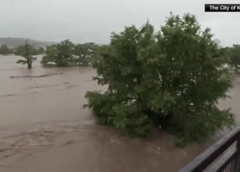 Nou bilanț după inundații: Cel puțin 111 morți, 161 de persoane dispărute