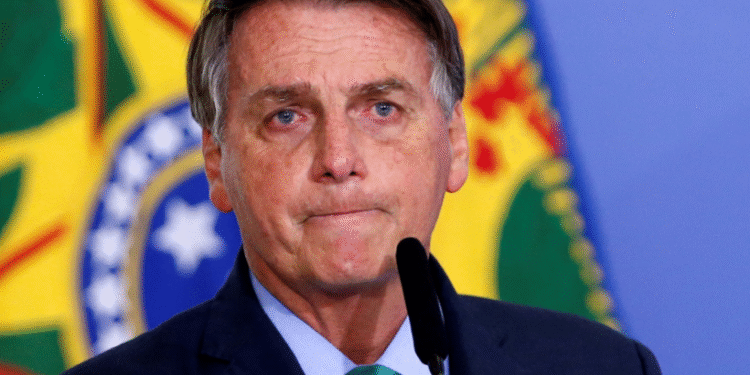 🔒 Brățară electronică pentru Bolsonaro și tensiuni cu SUA: Tentativă de lovitură de stat sau scenariu politic?