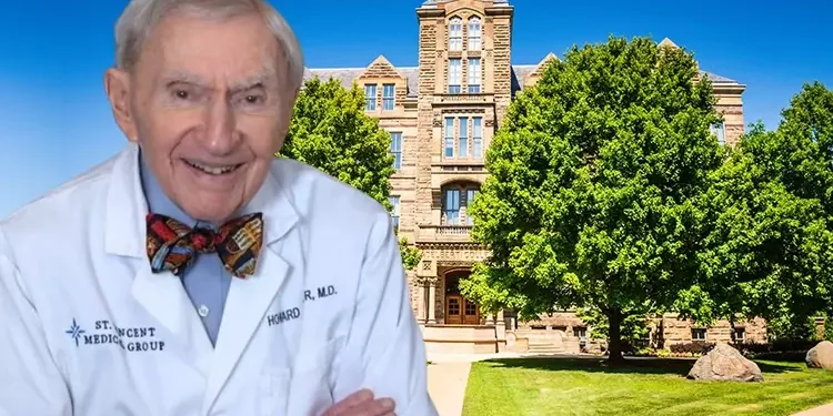 Medicul care muncește la 102 ani