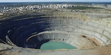Cum arată și unde este cea mai mare mină de diamante