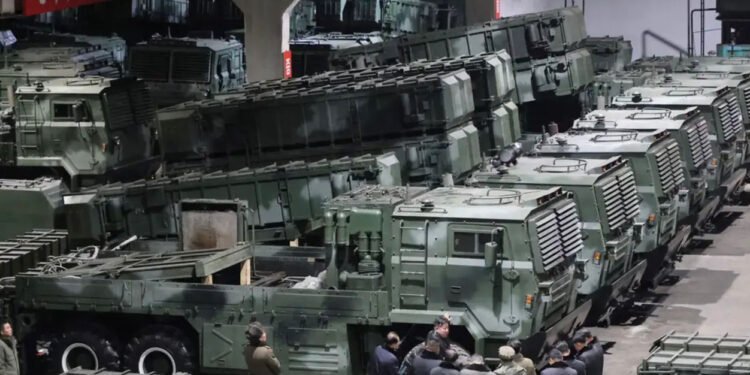 Coreea de Nord sprijină Rusia cu milioane de obuze și mii de soldați: Alianța militară se adâncește