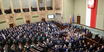 Remaniere majoră în guvernul lui Donald Tusk: două ministere noi și nouă miniștri schimbați