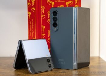 Samsung începe testarea One UI 8 pe Galaxy Z Fold4 și Z Flip4. Ce înseamnă asta pentru utilizatori?