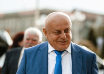 A dat Romsilva în judecată, după ce a luat suta de mii de euro