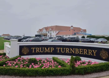 Donald Trump, vizită explozivă în Scoția: Critici dure la adresa imigrației din Europa și a turbinelor eoliene