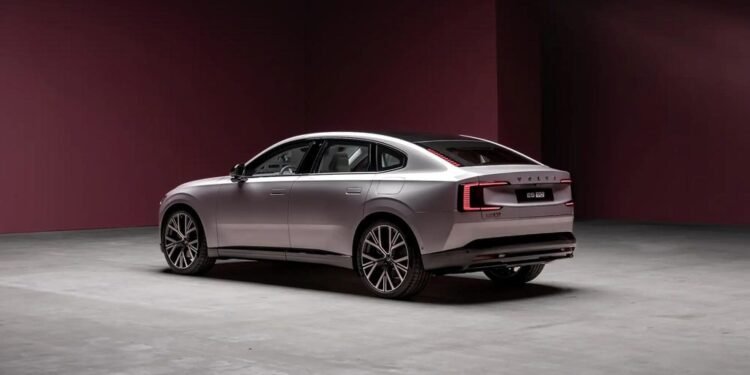 Cum arată prima limuzină electrică de la Volvo