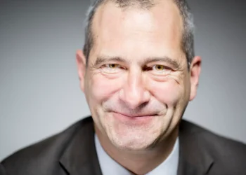 Șeful Institutului Național al Audiovizualului, arestat pentru cumpărare de cocaină de la un minor