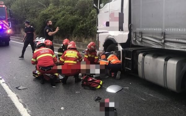 Motociclist lovit de autotren. Leziuni grave!