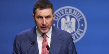 Guvernul pregătește reducerea a 40.000 de posturi din administrația publică