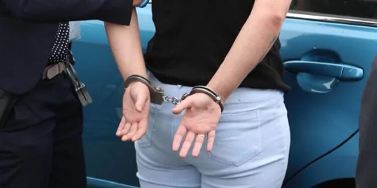 Dragostea bate la ușă… chiar și cu interdicție!