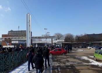 500 de angajați, trimiși în șomaj tehnic în luna septembrie