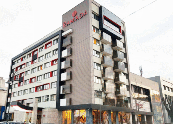 A tras cu arma în mașina miresei