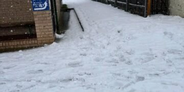 Estul Australiei, lovit de fenomene extreme: ninsoare record, inundații și o persoană dispărută