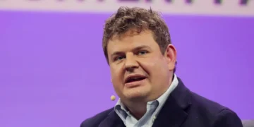 Nick Turley, șeful ChatGPT, recunoaște: eliminarea GPT-4o a fost o greșeală