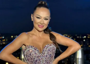 Vlăduța Lupău, YNY Sebi și Jean de la Craiova cântă la Târgu Jiu